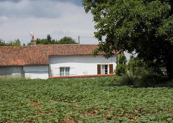 Holiday home La Maisonnette Les Adjots