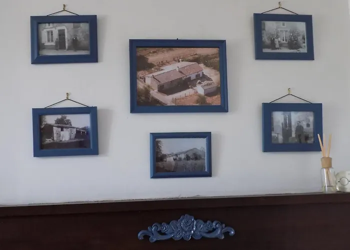 La Maisonnette Сasa de vacaciones Les Adjots
